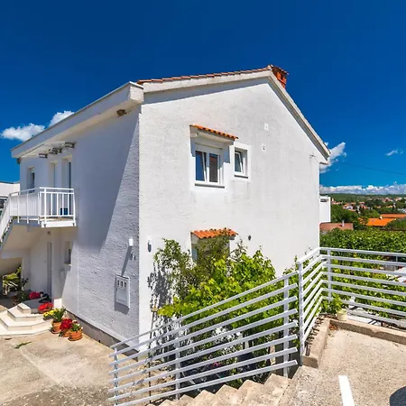 Curicta 1 Apartman *