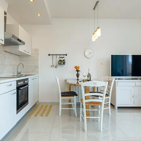 Apartament Curicta 1