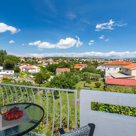 Apartament Curicta 1 *