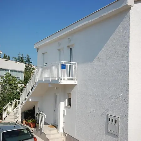 Lejlighed Curicta 1 *