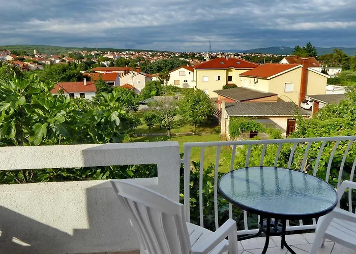 Curicta 1 Lejlighed Krk Town